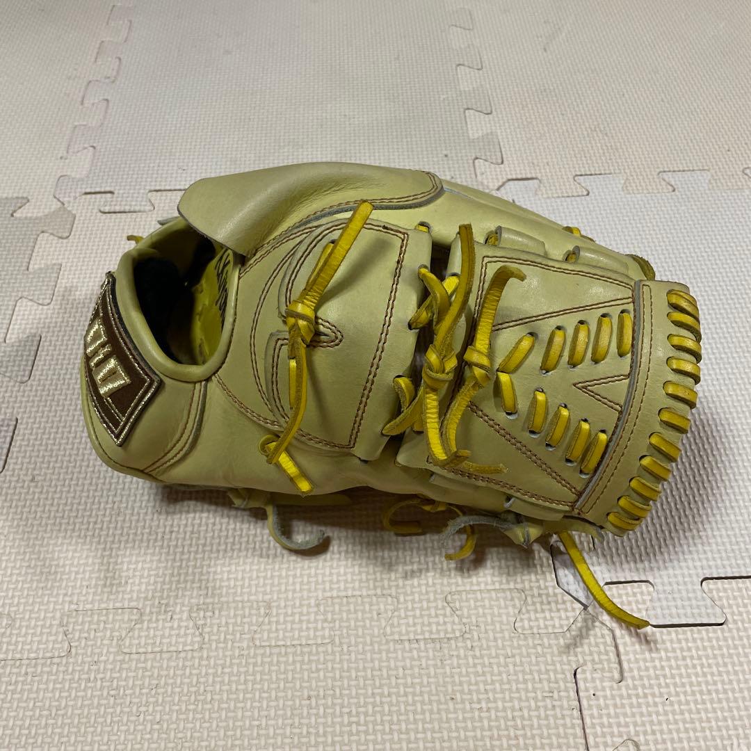 Dio 硬式投手用グローブ　(まさ589)