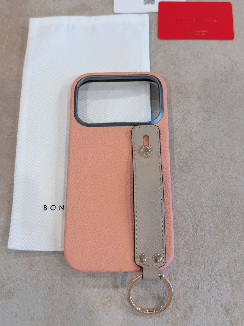 ボナベンチュラ　iPhone17pro ケース