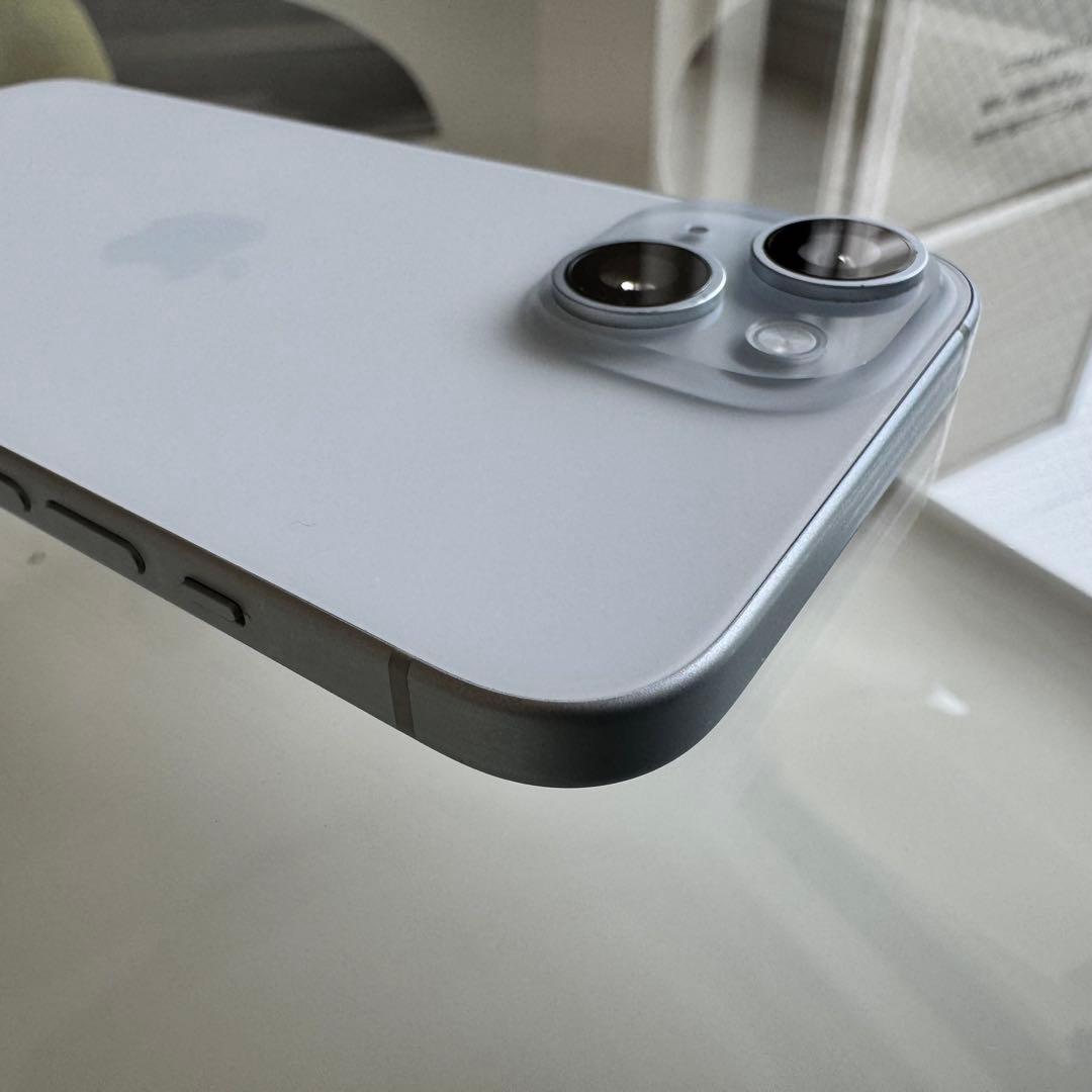 Apple iPhone15 128GB SIMフリー バッテリー残量84%