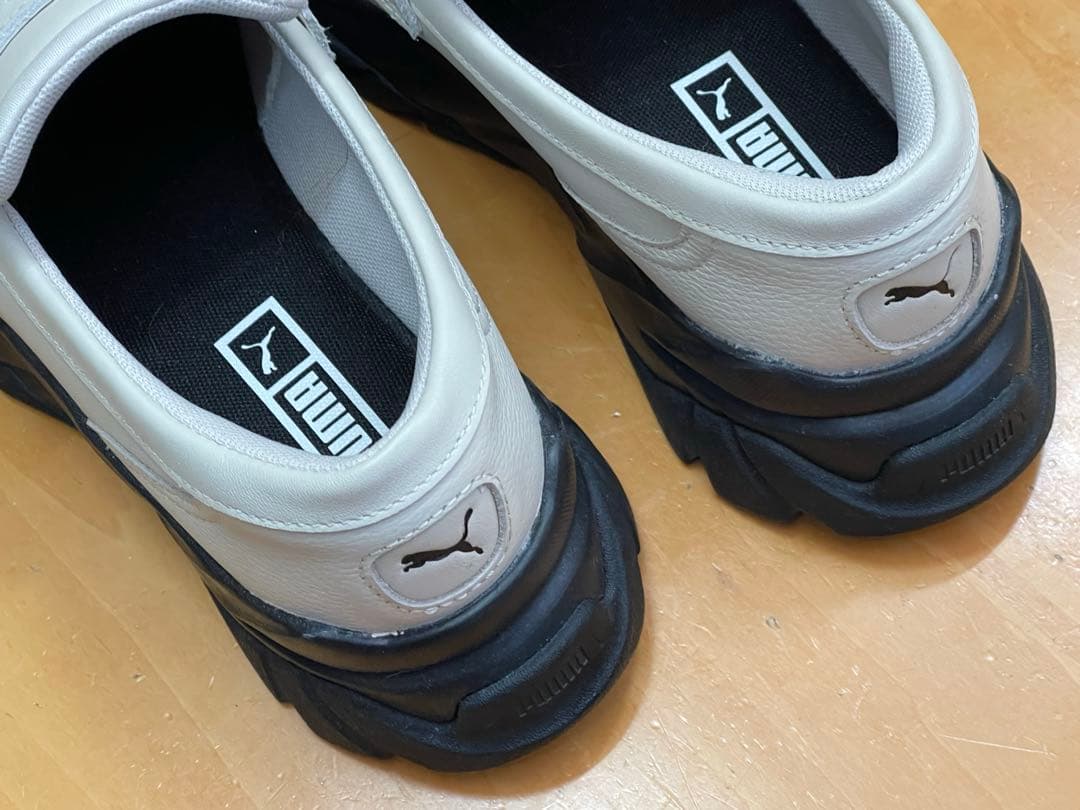 PUMA ホワイト ローファー ベルクロ23.5cm