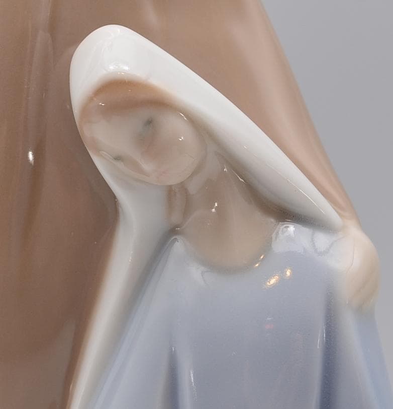 聖家族と降誕　＃4585　★リヤドロ　スペイン　ポーセリン　箱付き　ご成約済み