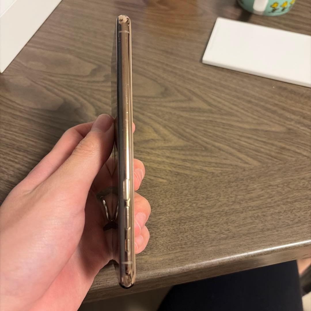 iPhoneXS 256GB SiMフリー