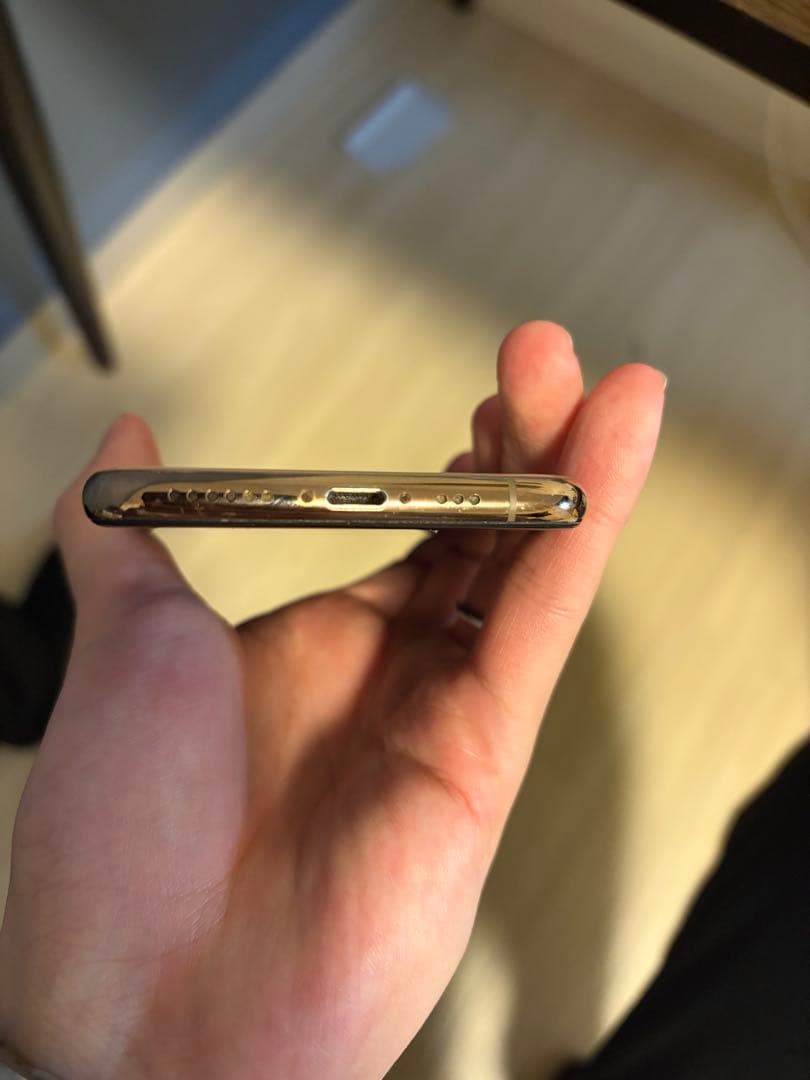 iPhoneXS 256GB SiMフリー