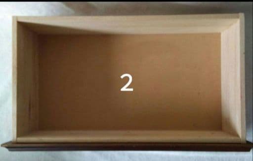 洋風箪笥　レトロ家具　木製チェスト　引出し4段　洋たんす　飾りタイル　タンス