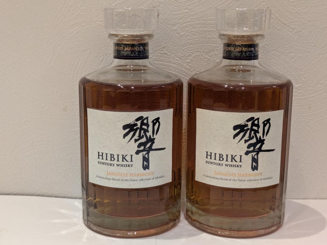 ㈱*✨様 【神奈川県限定発送】2本セット ウイスキー サントリー 響 700ml