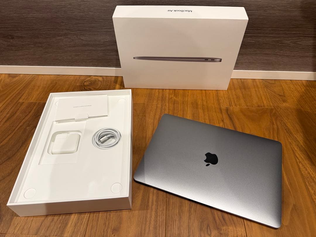 MacBook Air スペースグレー 本体 MGN63J/A