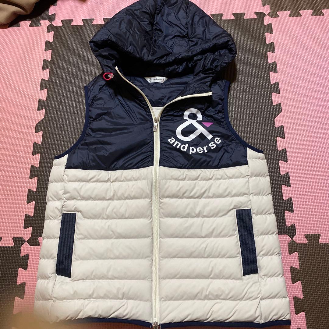 and per se フード付きキルティングベスト
