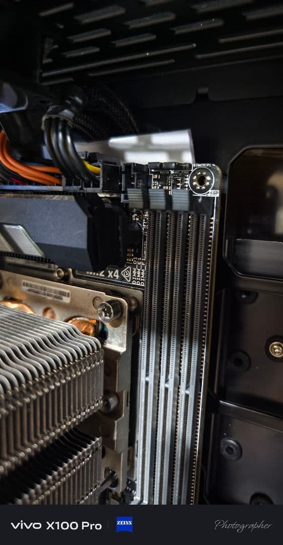 デュアルCPU フルタワー型デスクトップPC