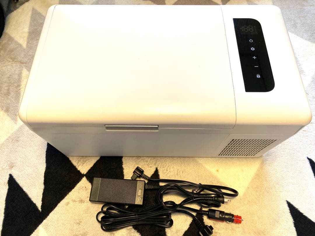 VERSOS 車載冷蔵庫 15L／DC12、24V・AC対応・2年使用・動作OK