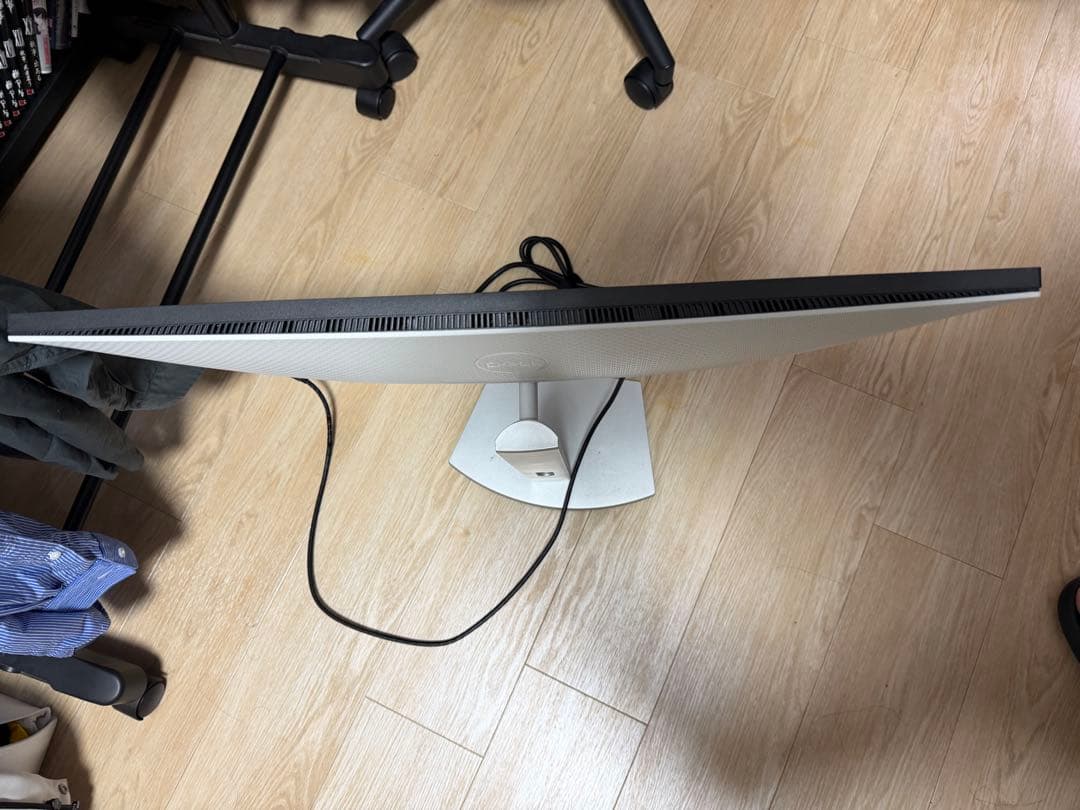 Dell S2722QC 27インチ 4K モニター 本体