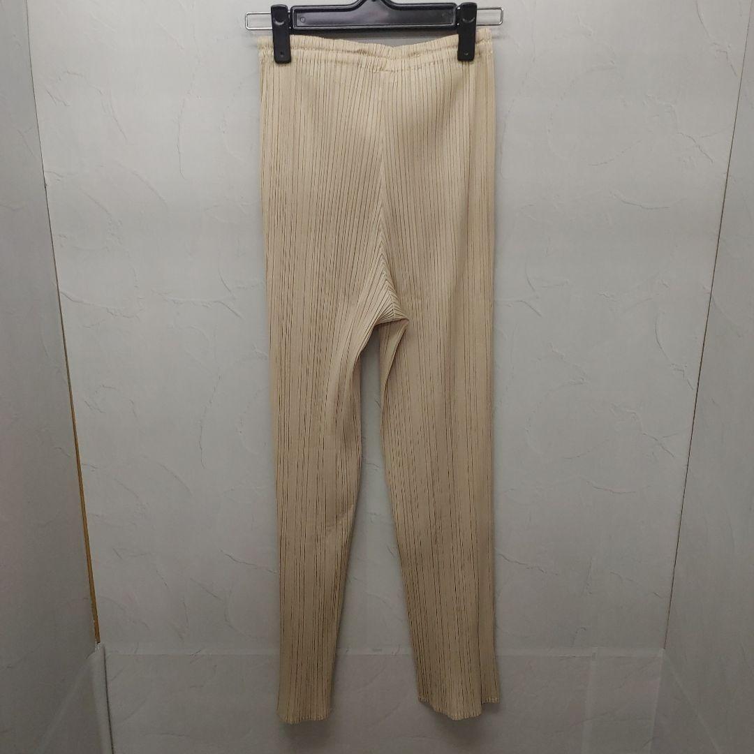 18　プリーツプリーズ　ベージュパンツ　サイズ1