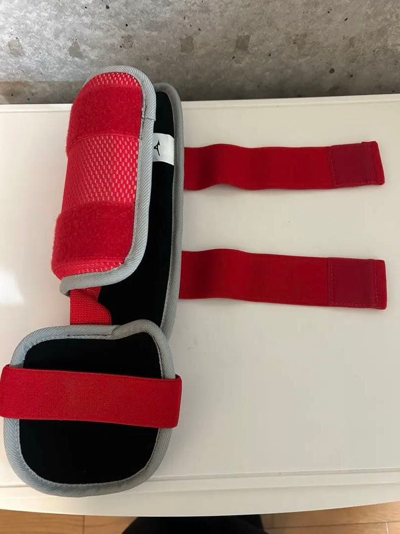 ✨美品✨【ミズノプロ】エルボーガード &フットガード赤 収納袋付き、右打者用