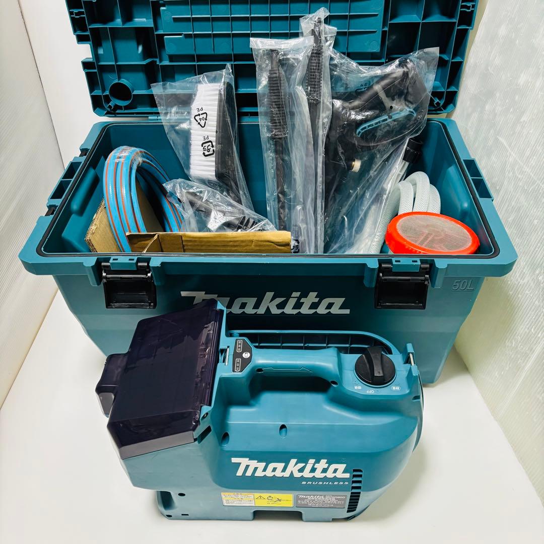 展示品 マキタ 充電式高圧洗浄機 36V（18V＋18V) MHW080DZK