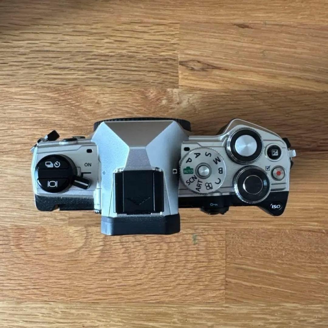 【値下】OM-5 12-45mm F4.0 PRO レンズキット シルバー