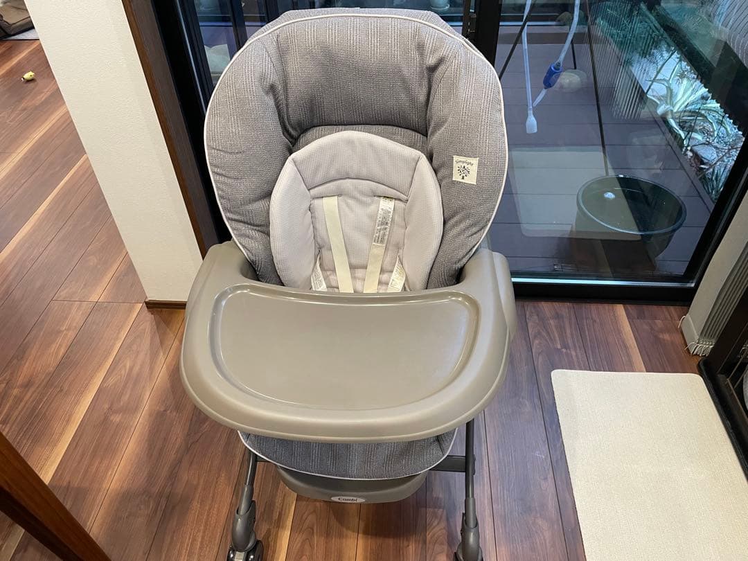 コンビ　スウィング&チェア　ネムリラ