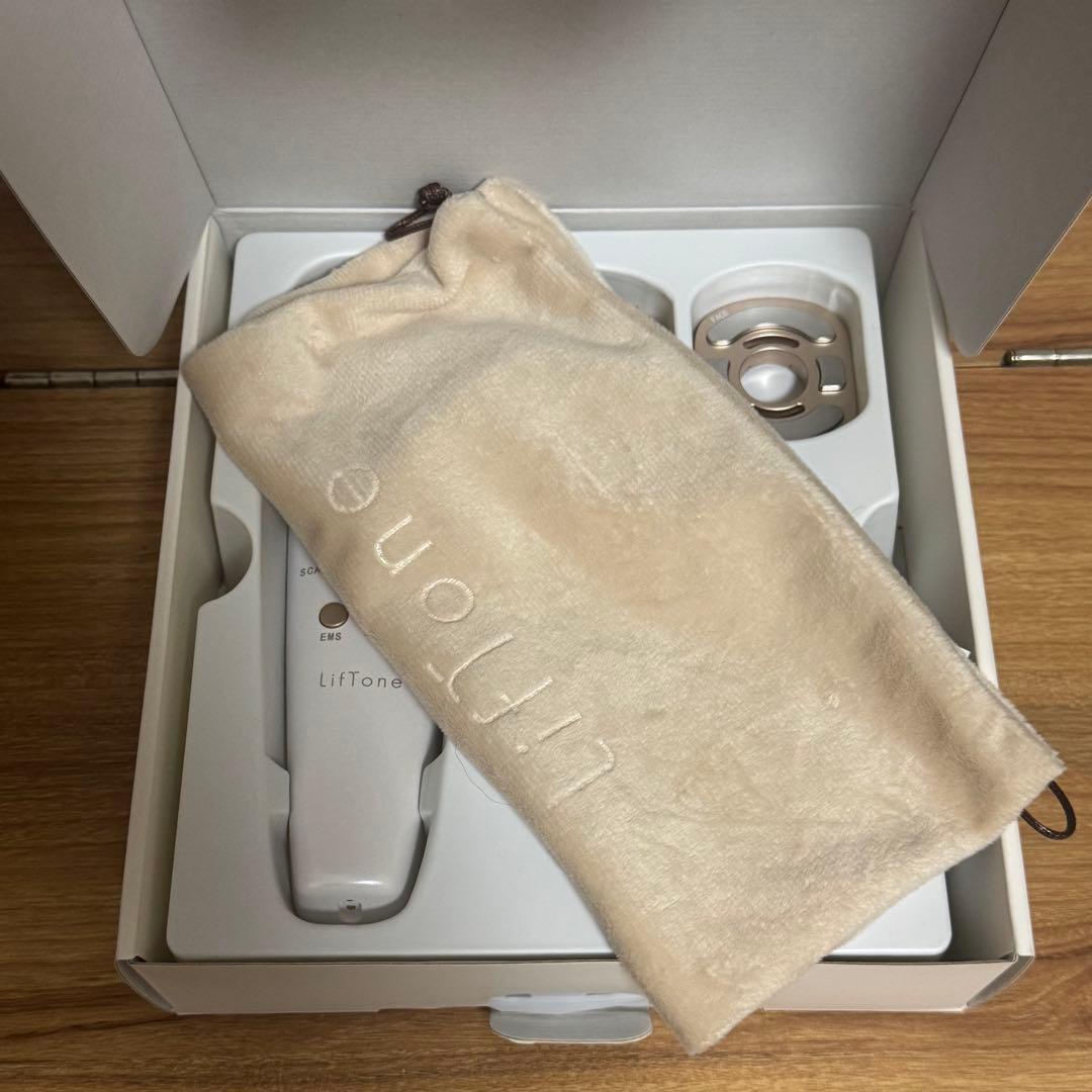多機能美顔器 LifTone リフトーン EMS LED 頭皮ケア