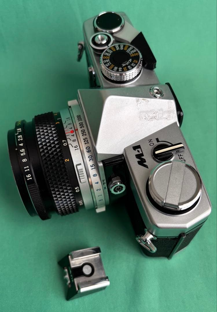 ★ OLYMPUS M-1 + \"M-SYSTEM\" 標準レンズ 50mm