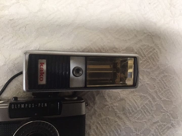 オリンパス　ペン　ストロボ付き　稼働品