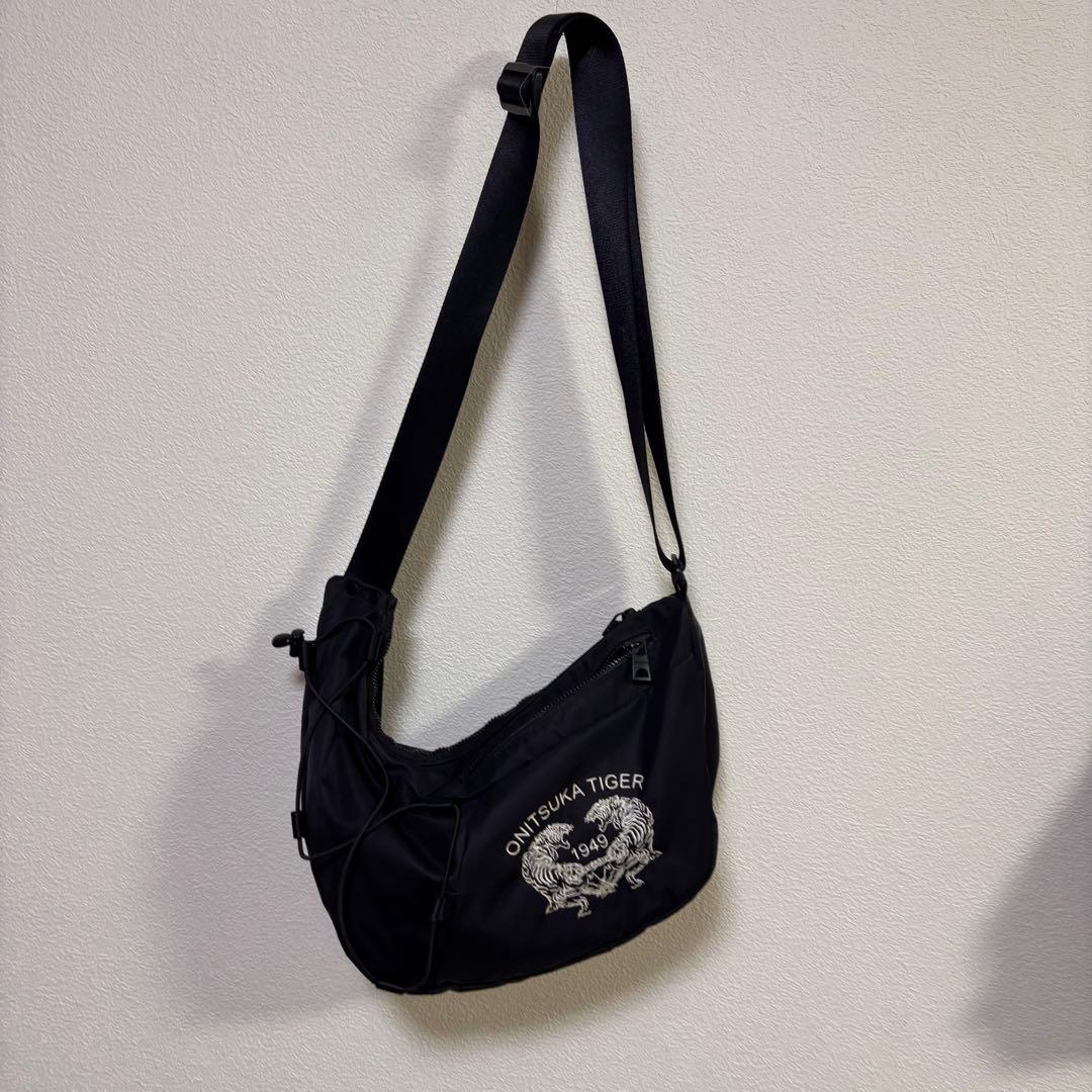 ONITSUKA TIGER メッセンジャーバッグ ブラック