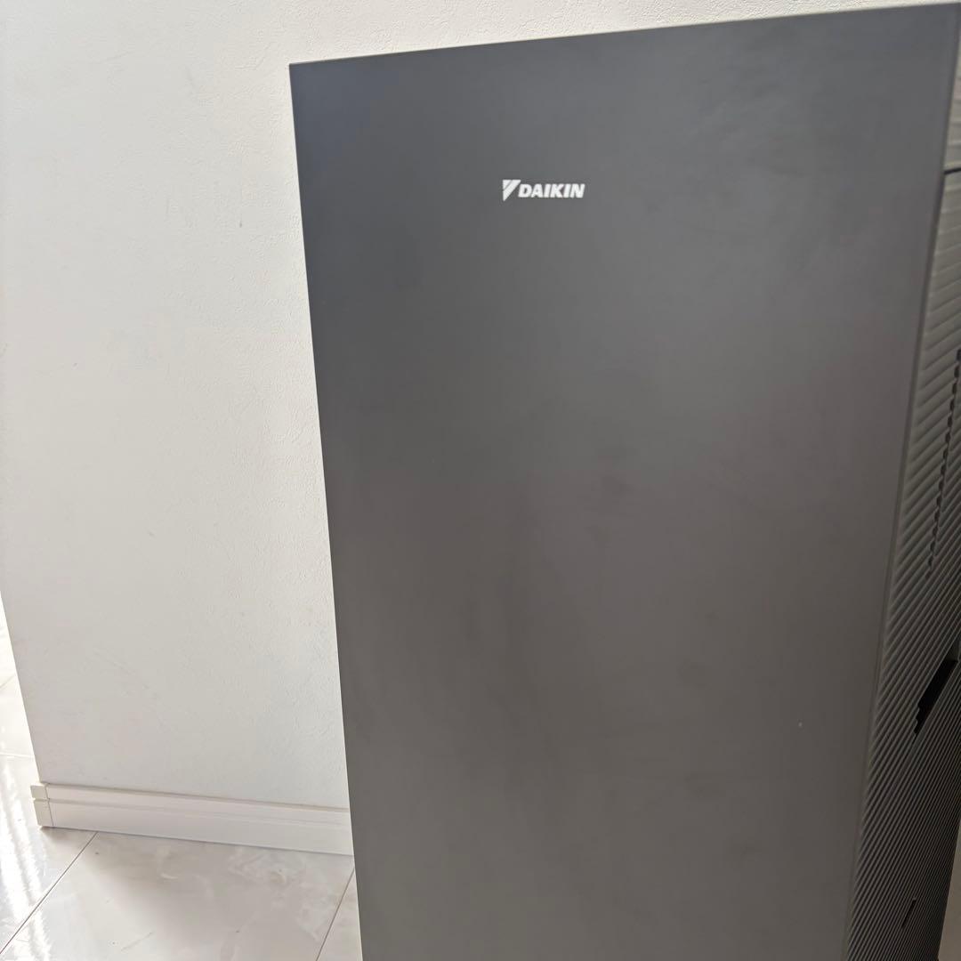 【美品】DAIKIN ダイキン　加湿空気清浄機ストリーマー　MCK70ZE2-T