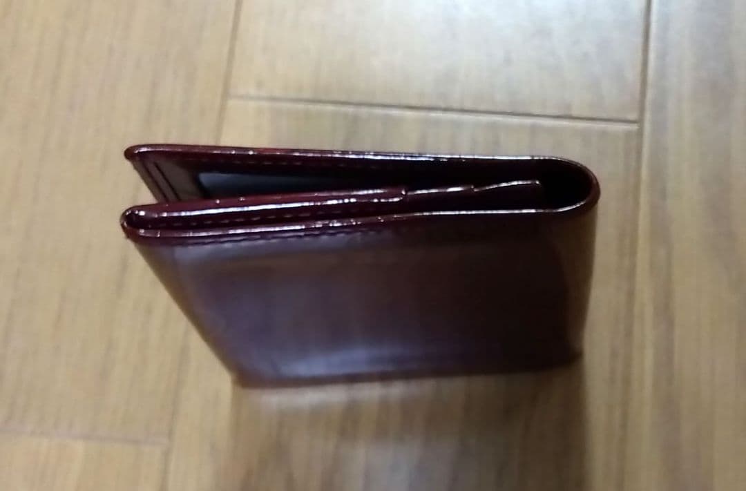 カルティエ　ハッピーバースデー　カーフレザーの名刺入れ