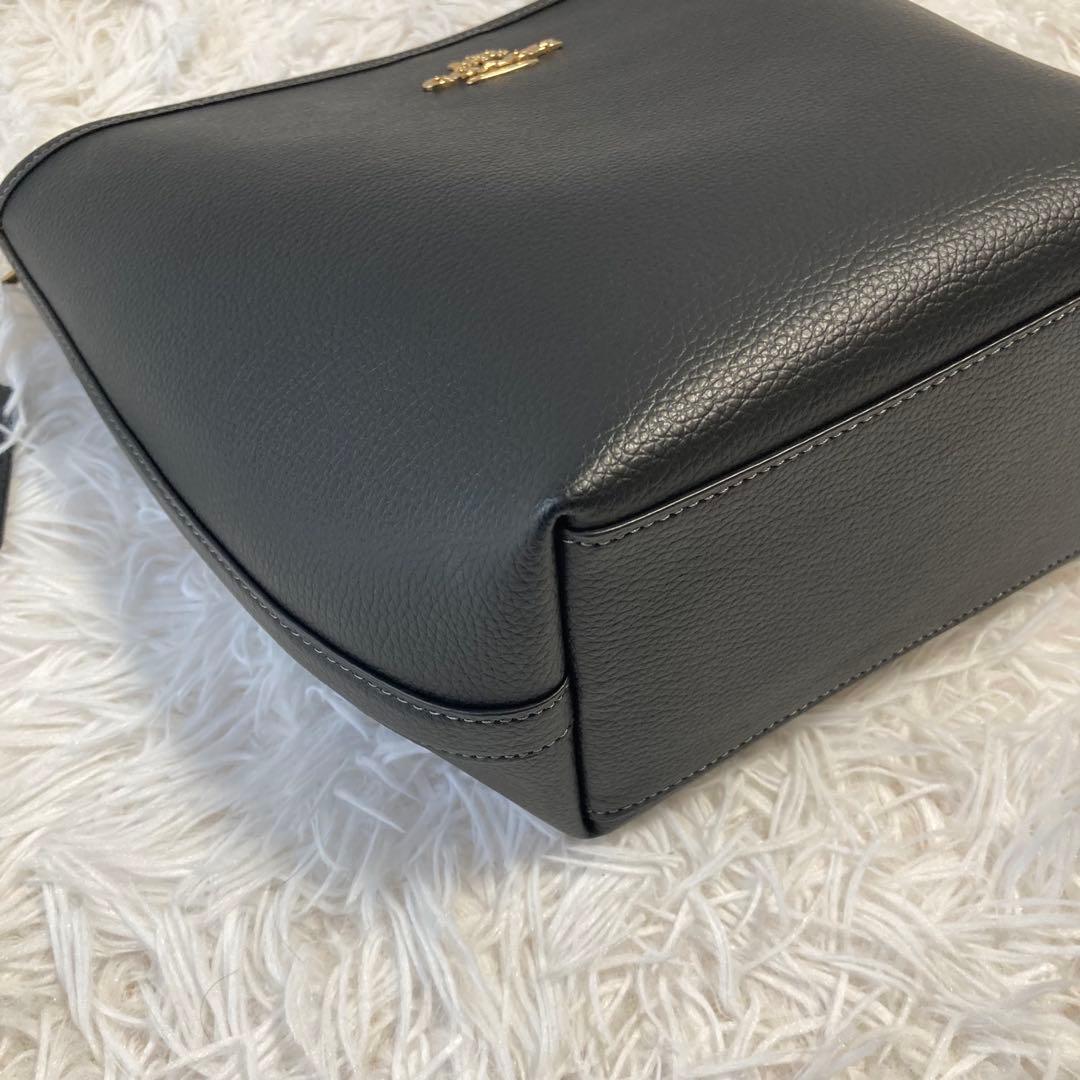 極美品　現行　コーチ　ショルダーバッグ　シティ バケット バッグ　2way 黒
