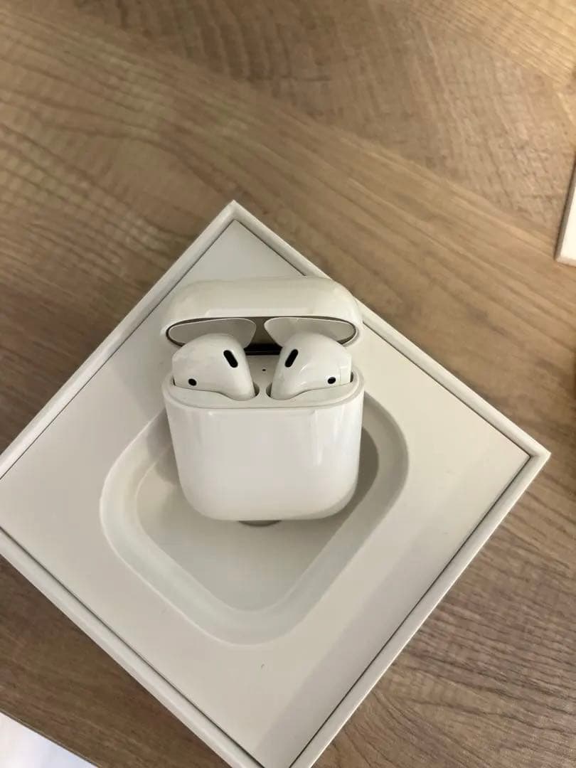 美品 送料込 AirPods Apple イヤホン Bluetooth 正規品