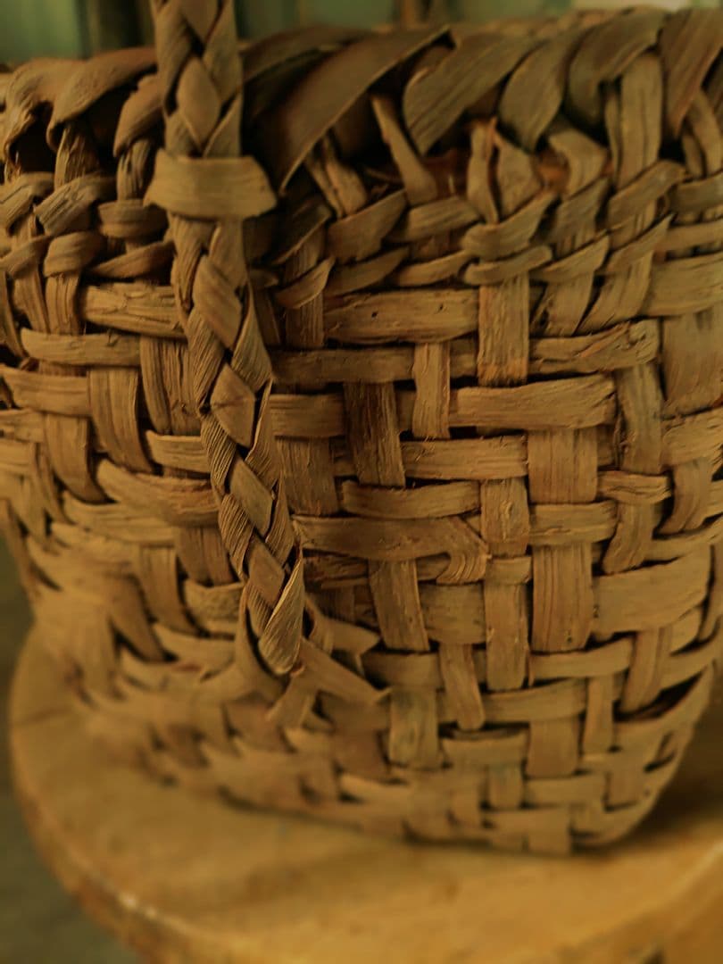 信州安曇野の山葡萄籠バック　里山手仕事