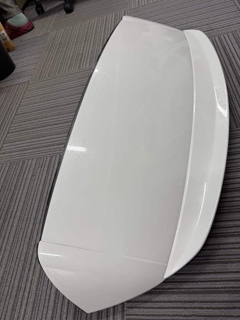 メルセデスベンツ　A45 リアウィング　ブレーキライト付き