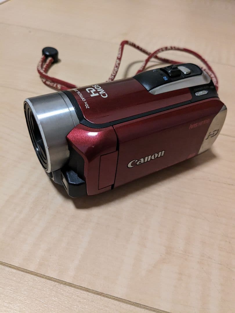 Canon　ビデオカメラ　 iVIS HFR10