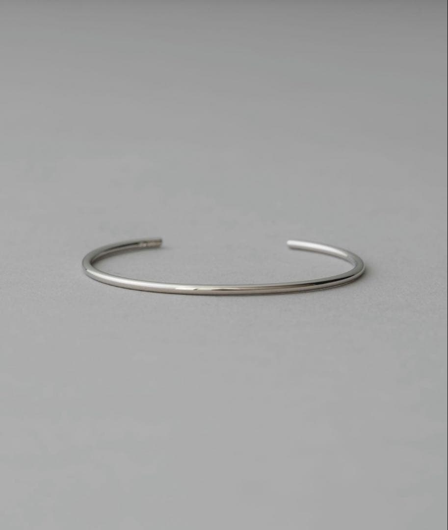 新品未使用ete オブジェ シン バングル S（箱付き）