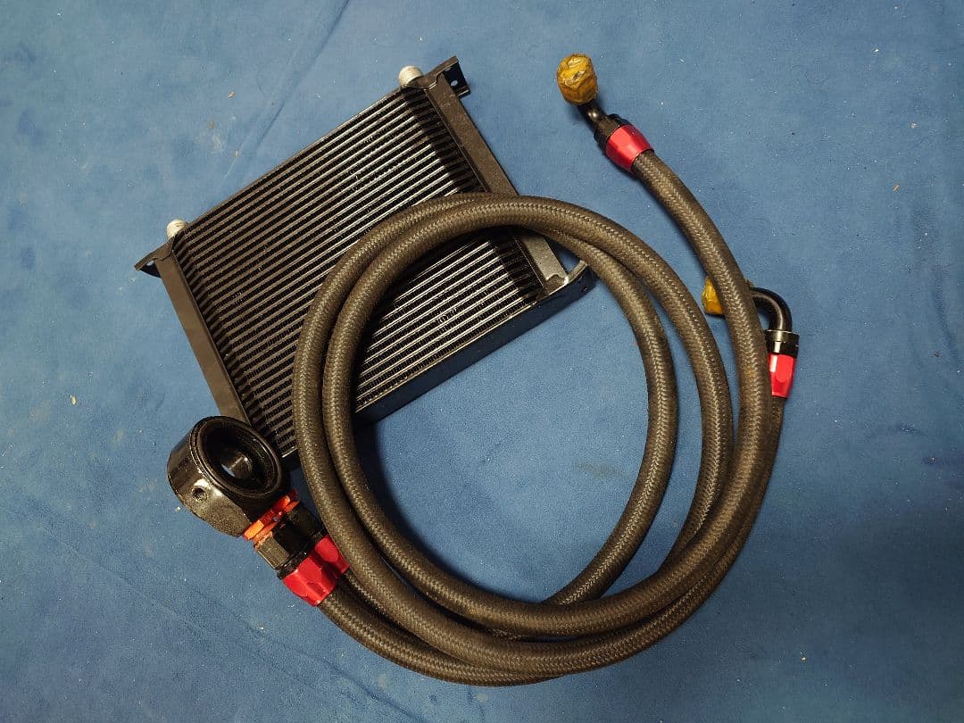 【送料込み❗️】 汎用オイルクーラー、ホース付きセット‼️