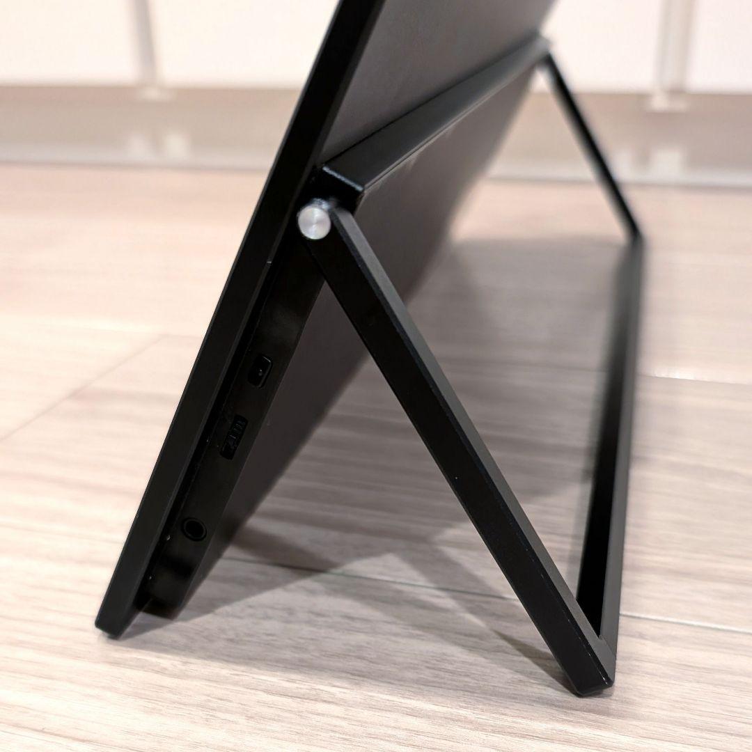 アイリスオーヤマ　モバイルモニター（LUCA）　15.6インチ