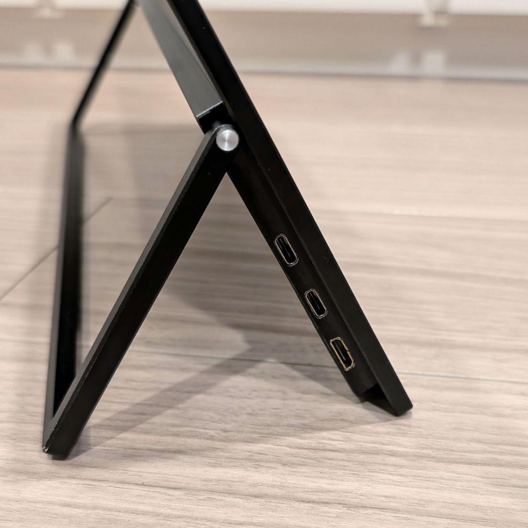 アイリスオーヤマ　モバイルモニター（LUCA）　15.6インチ