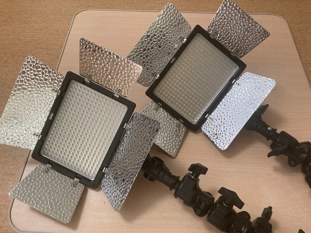 【美品】Led Light VT-7200CX/SET2 ①