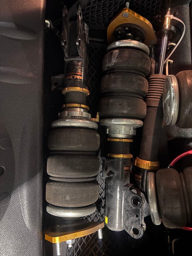 80 ヴォクシー　ノア　エスクァイア　カズサス　エアサス