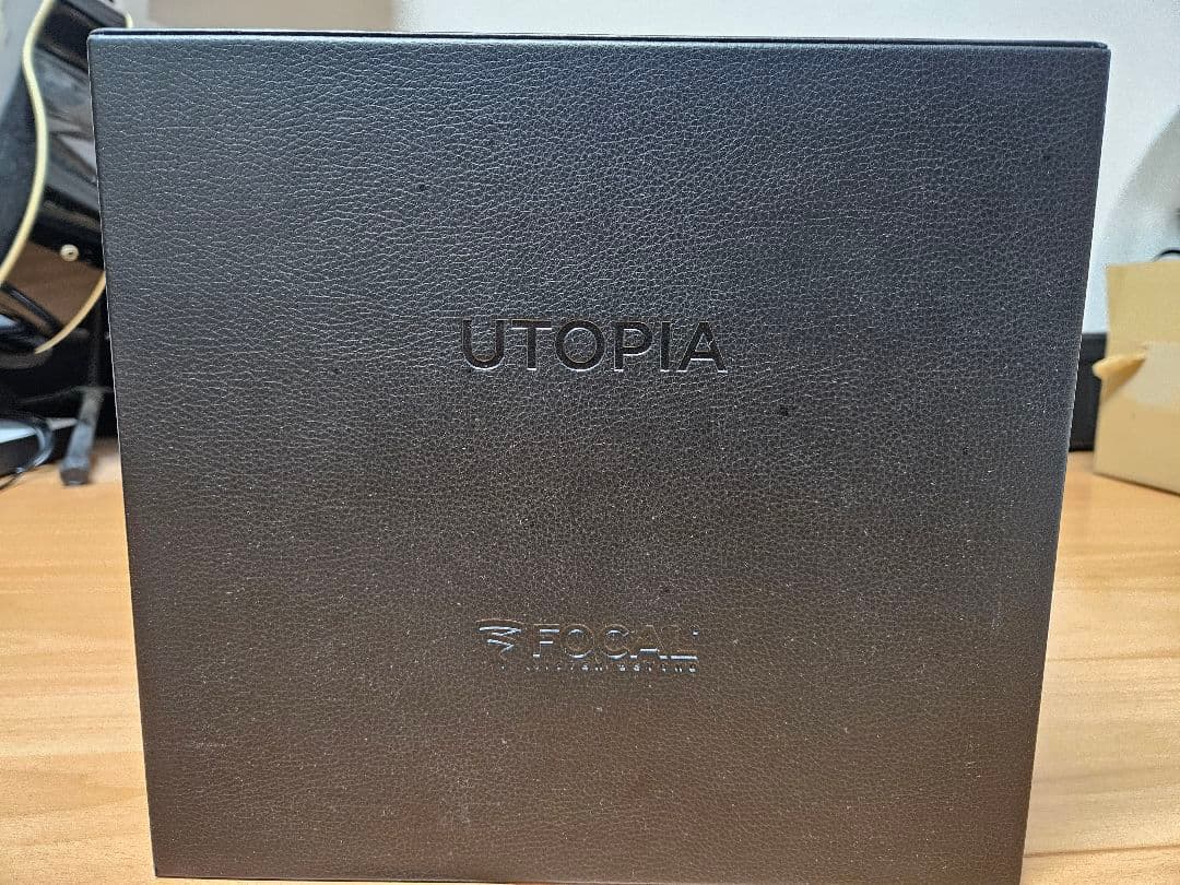 ヘッドホン focal utopia np
