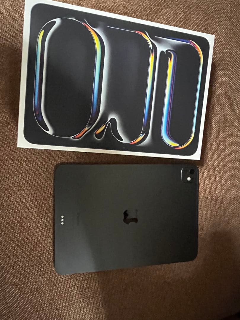 iPad Pro M4 11インチ スペースグレー ガラス割れあり 箱付き