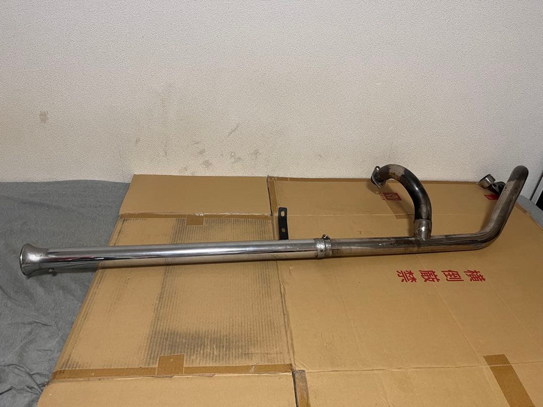 ドラッグスター400 社外マフラー 1本出し