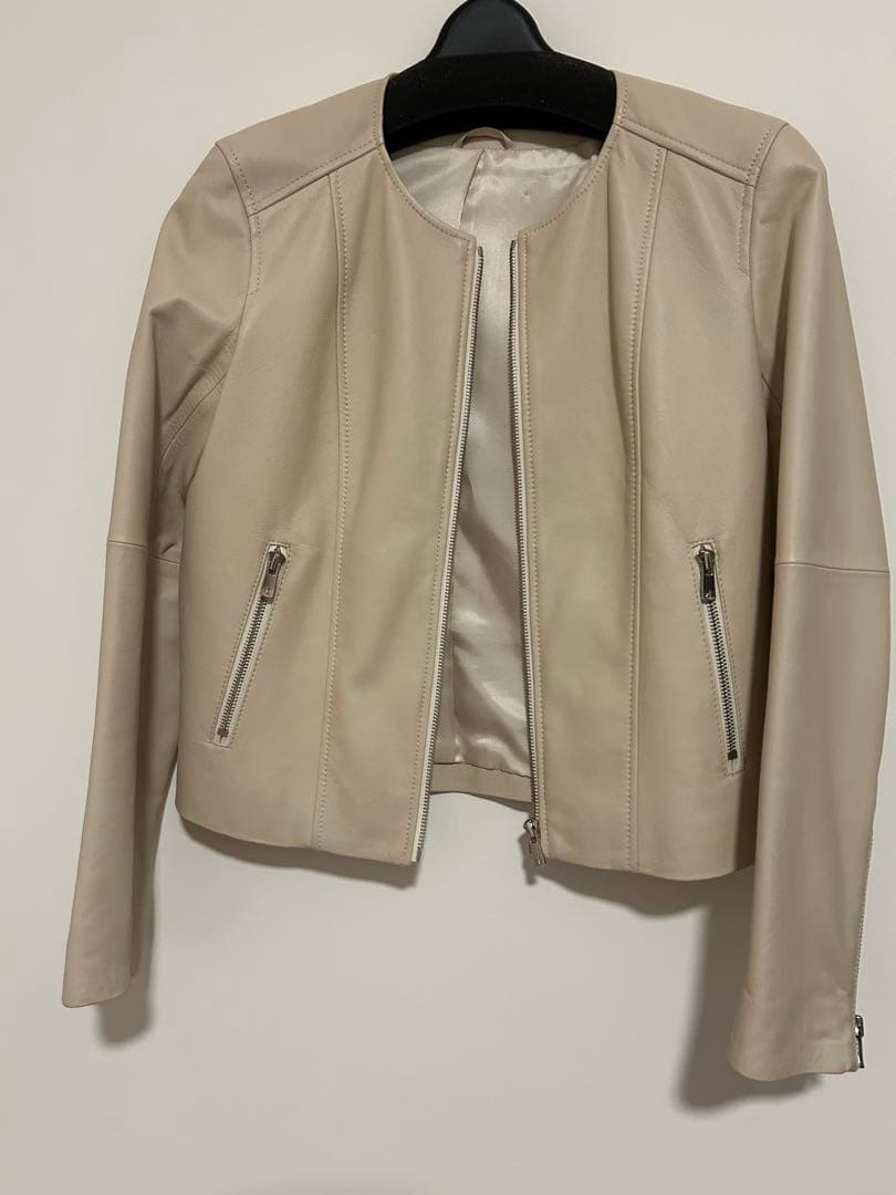 ANAYI ベージュ レザーじゃけ