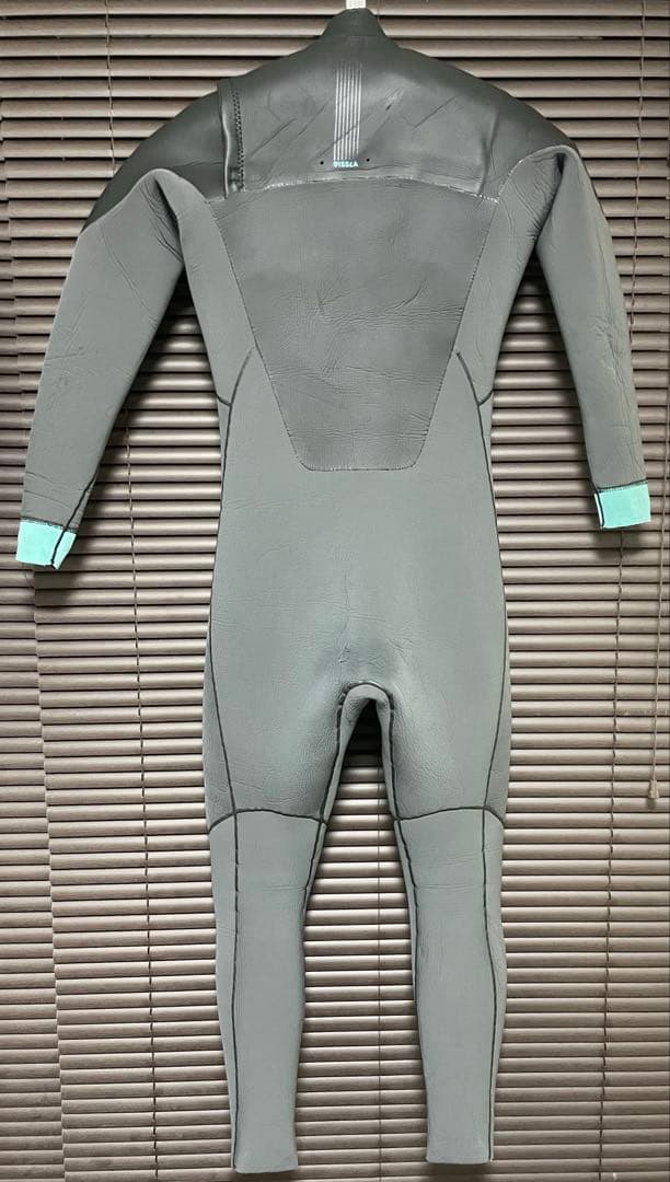 VISSLA ヴィスラ セミドライ フルスーツ 裏起毛 フロントジップ