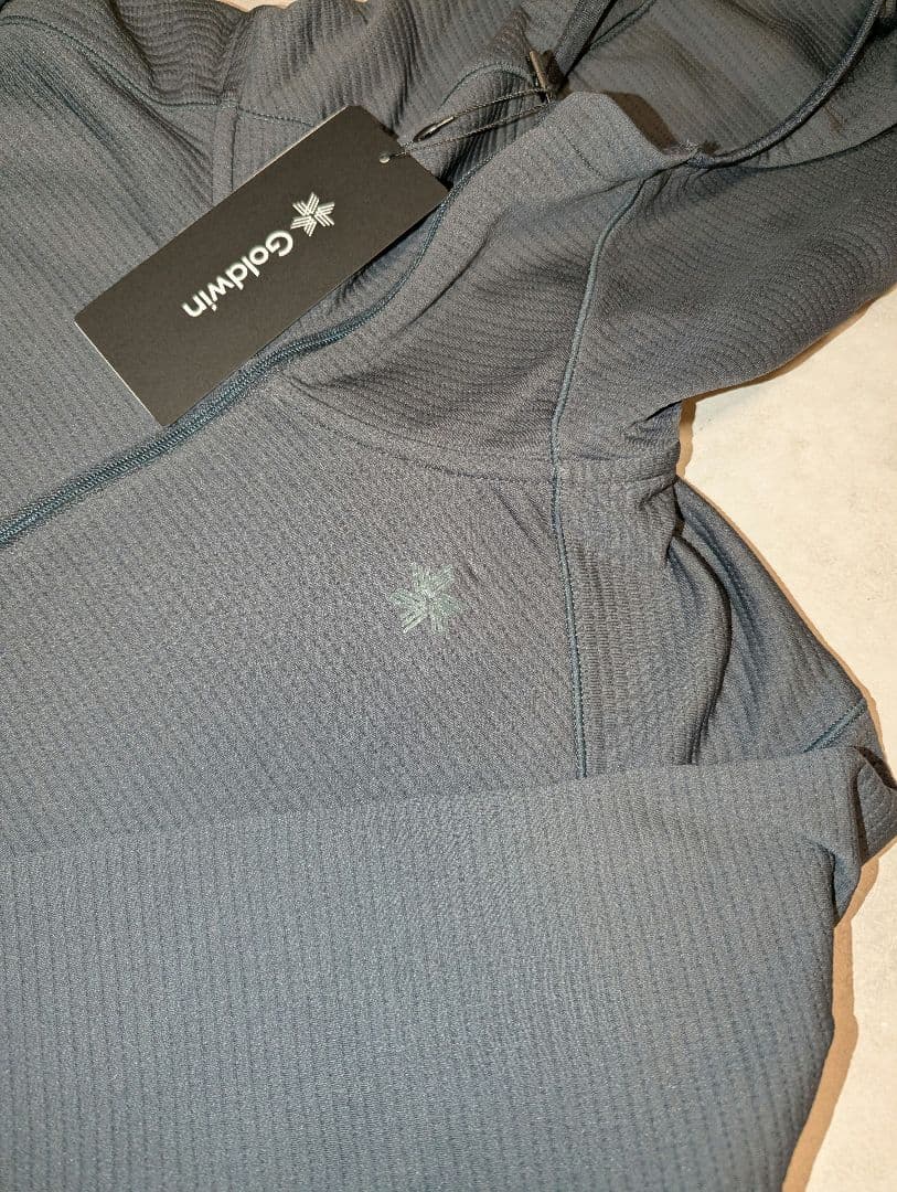 Goldwin デュアルレイヤードロングスリーブフーディー 1