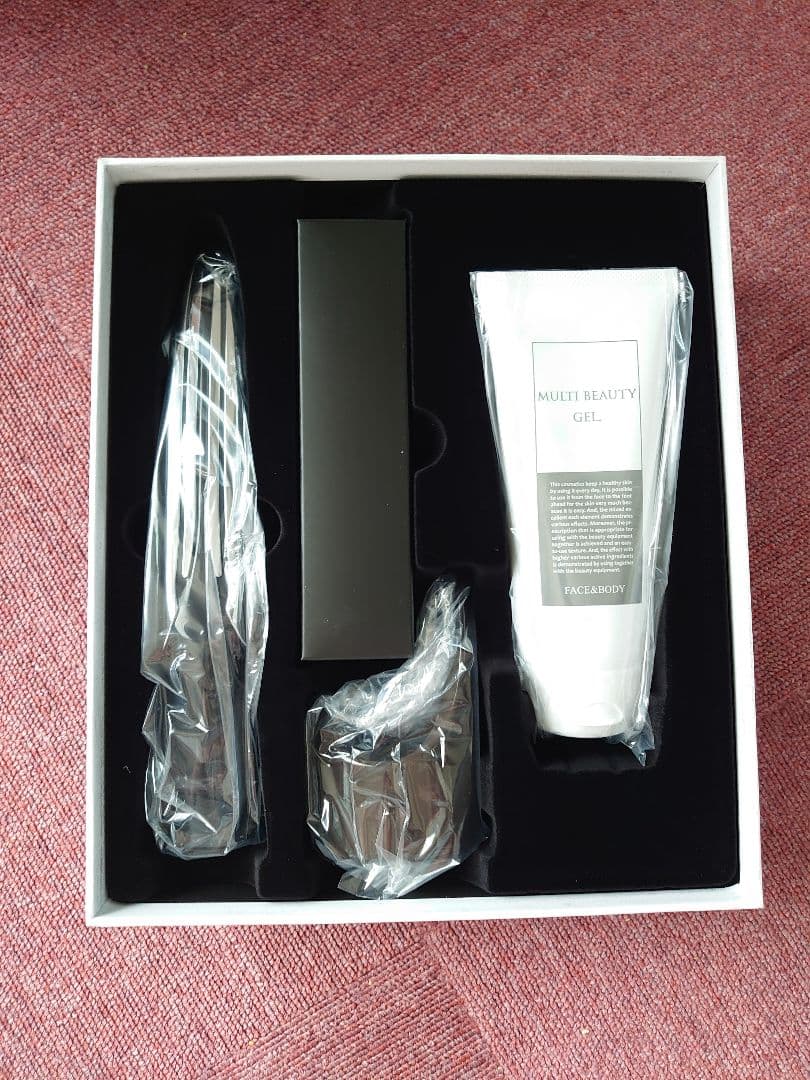 PYR KNIGHT パイラナイト EMS リフト 美顔器