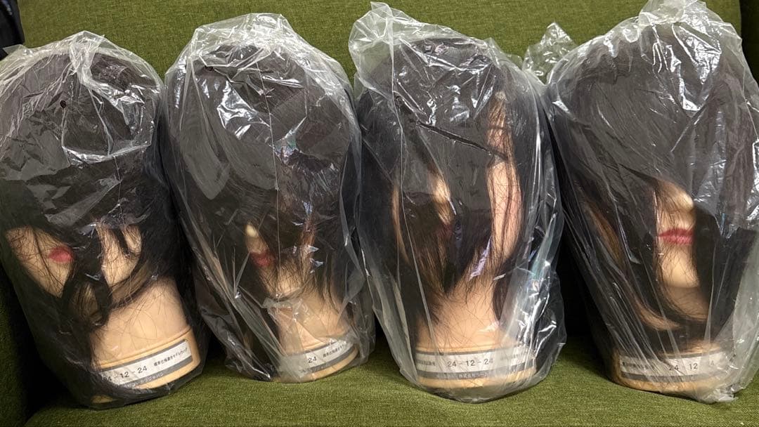 練習用ウィッグ24-12-24　4体