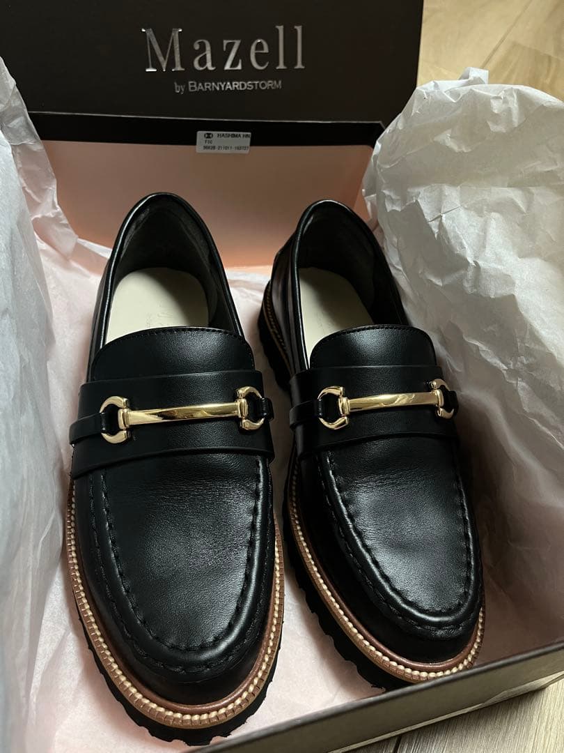 yuu　Mazell ブラック ローファー ゴールドバックル 23.5