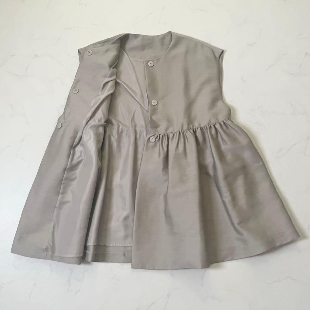 新品タグ付き　ビアズリー　ペプラムギャザージレ