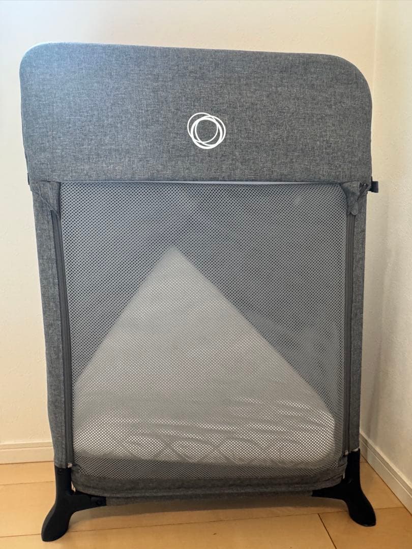 Bugaboo スターダスト トラベルコット　グレー