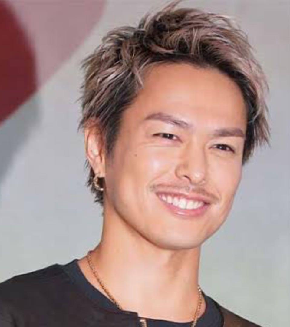 HOORSENBUHS MICRO CRESCENT EARRINGS ピアス