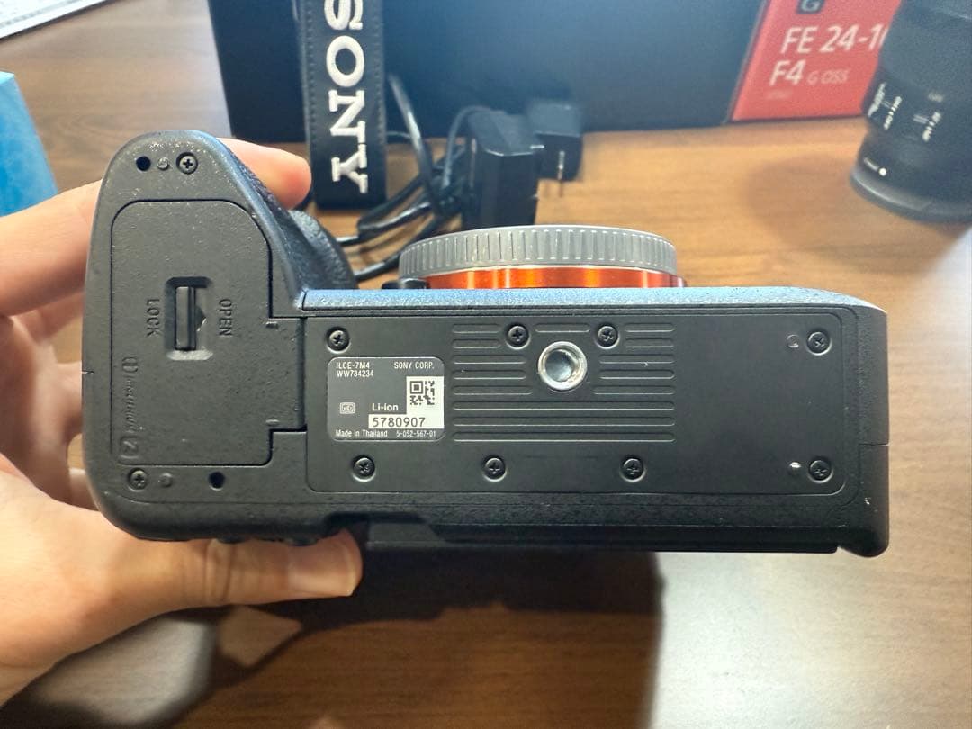 Sony α7 デジタル一眼レフ 本体とレンズセット