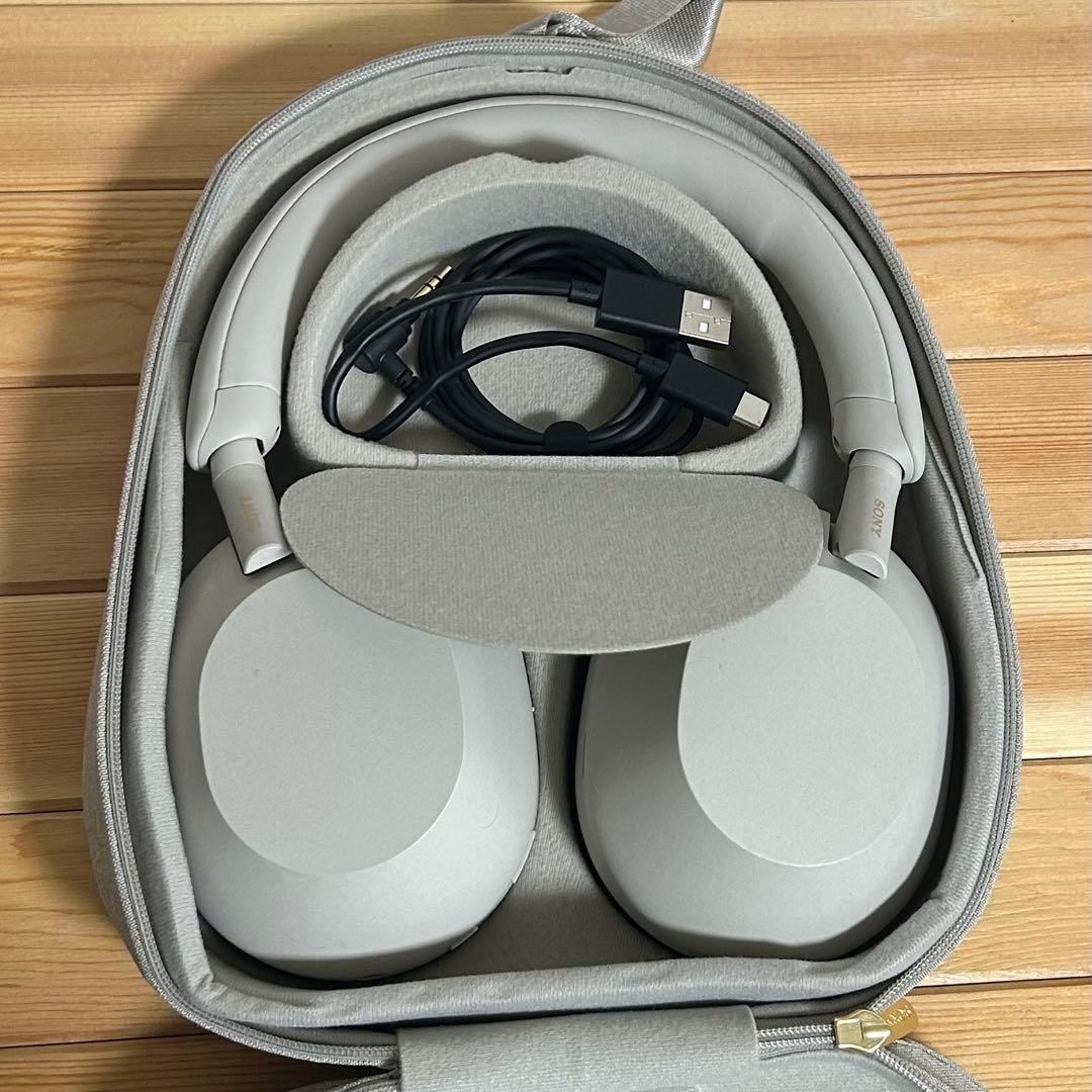 SONY WH-1000XM5-SM プラチナシルバー【箱付き】